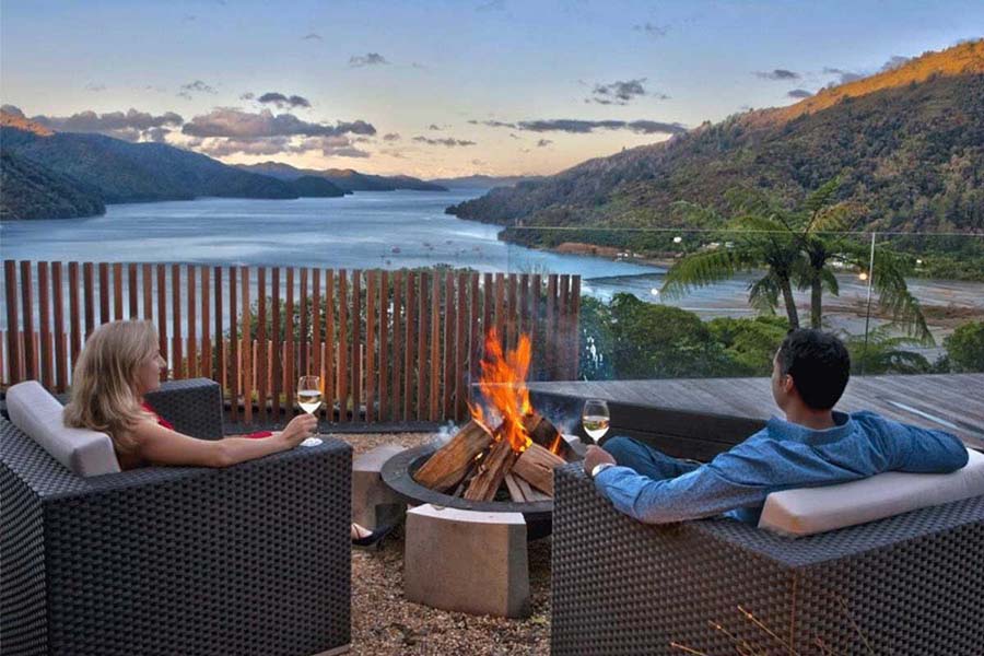 Unforgettable Luxury Escapes: Planning Your Dream Honeymoon in New Zealand